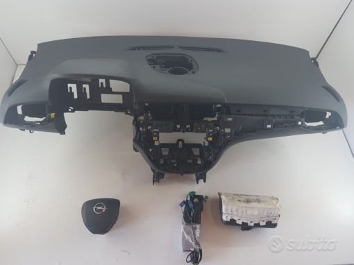 Opel Corsa e anno 2017 kit airbag